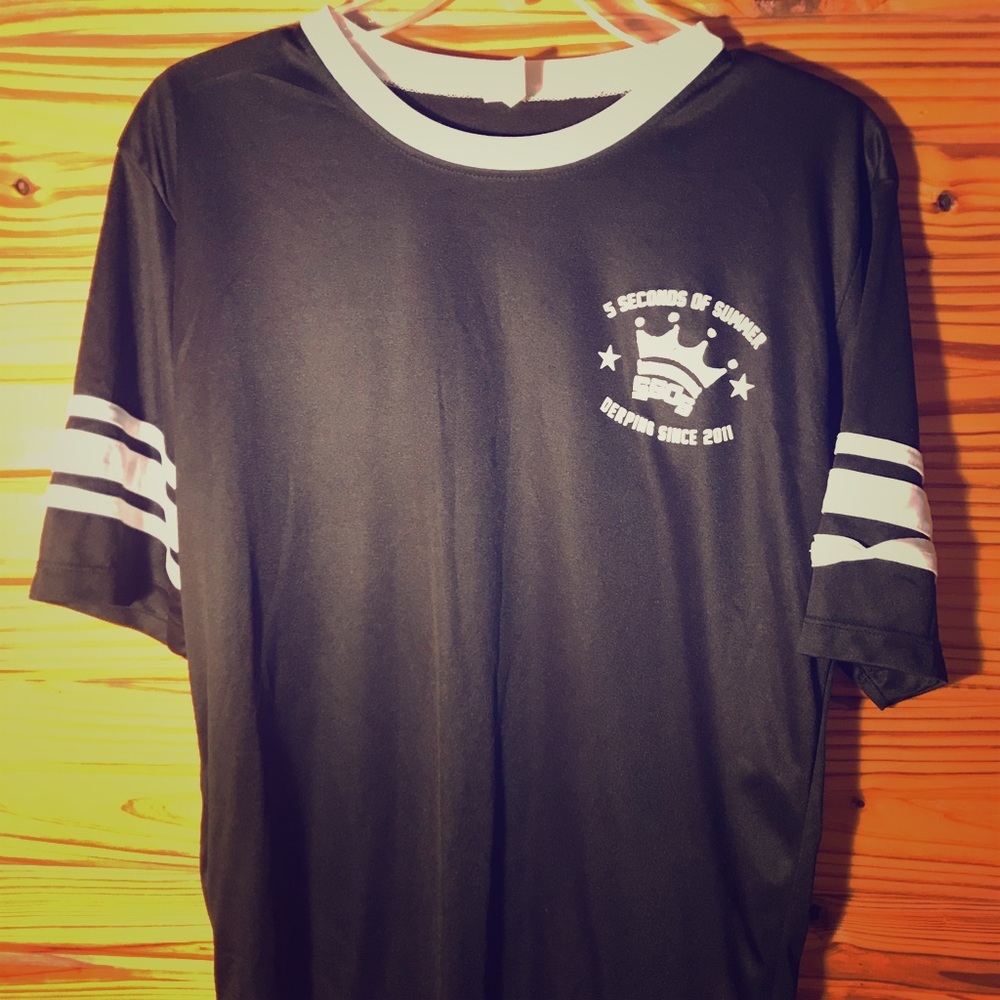 5SOS 2016 WORLD TOUR Merch Tee